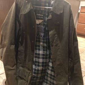 Barbour Jacket. Beaufort Green Men. Medium